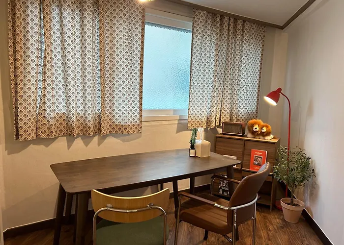 Popular, Lion's Nest, Seongsu-station 2mins ソウル特別市
